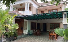 Lily Pad Boutique Hotel